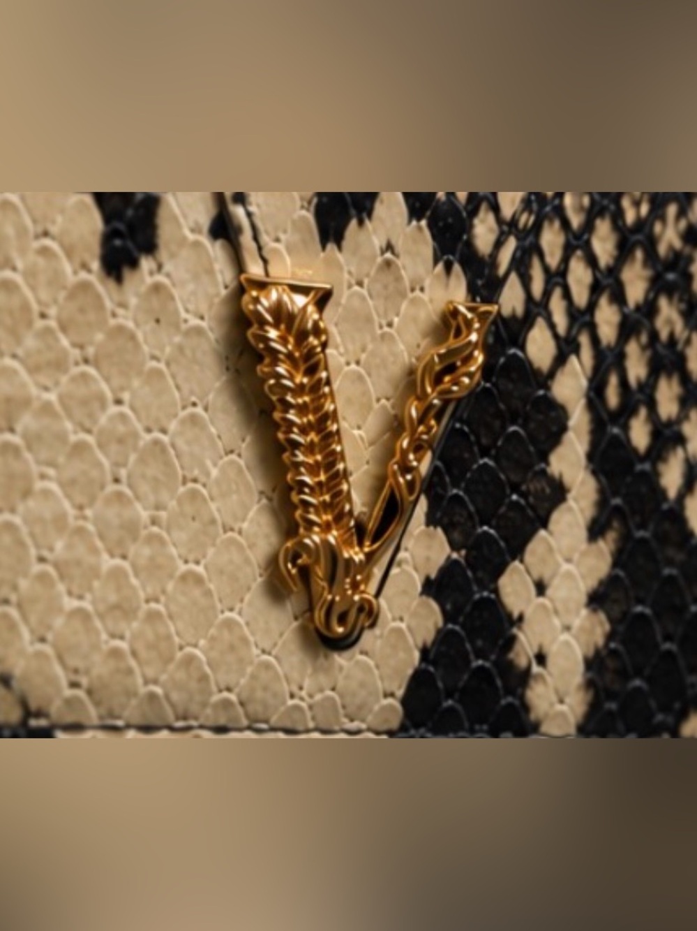 Versace La Medusa Python Print Compact Wallet NWTS Full Inclusion - Picture 3 of 7